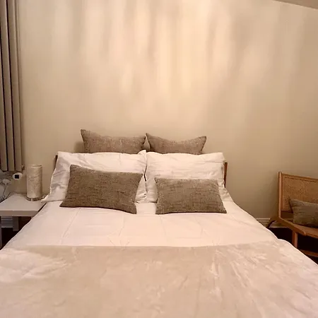 Parisian Style Dublin City Center Fast Wifi Dublin