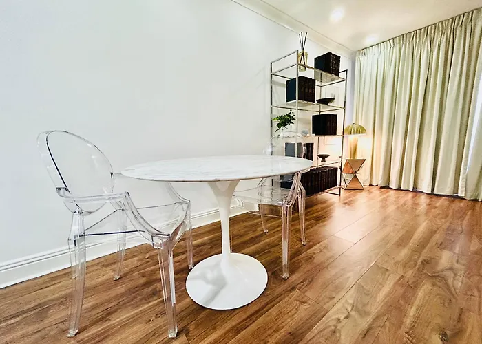 Parisian Style Dublin City Center Fast Wifi *